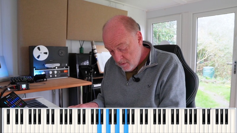 Illustrated course text